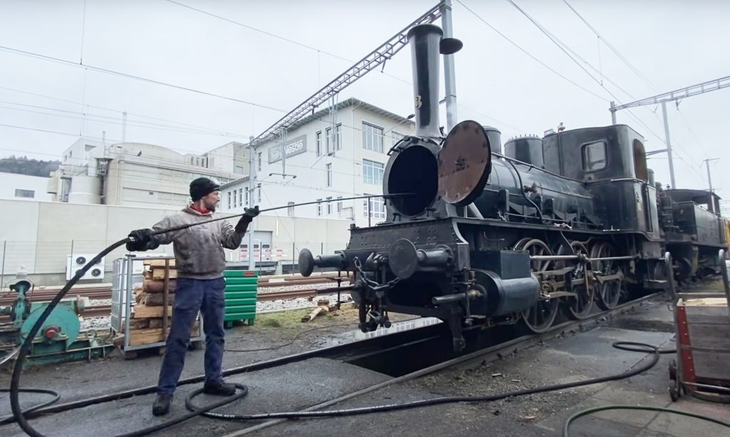 Ed 3/3 „LANGNAU“ Auswaschen des Kessels