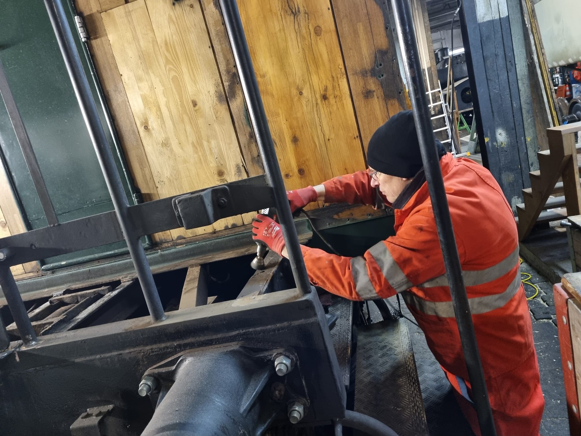 ABi Nr. 430 EB – Arbeiten an den Plattformen